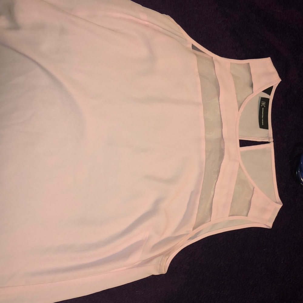 Sheer pink shirt, size 4 in women’s